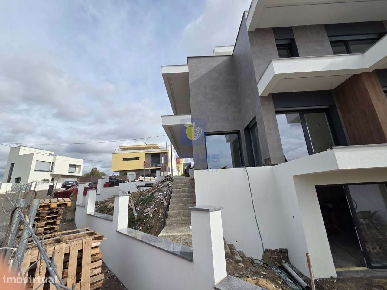 Moradia T4 C/ Piscina -  Bairro Primavera - Grande imagem: 5/23