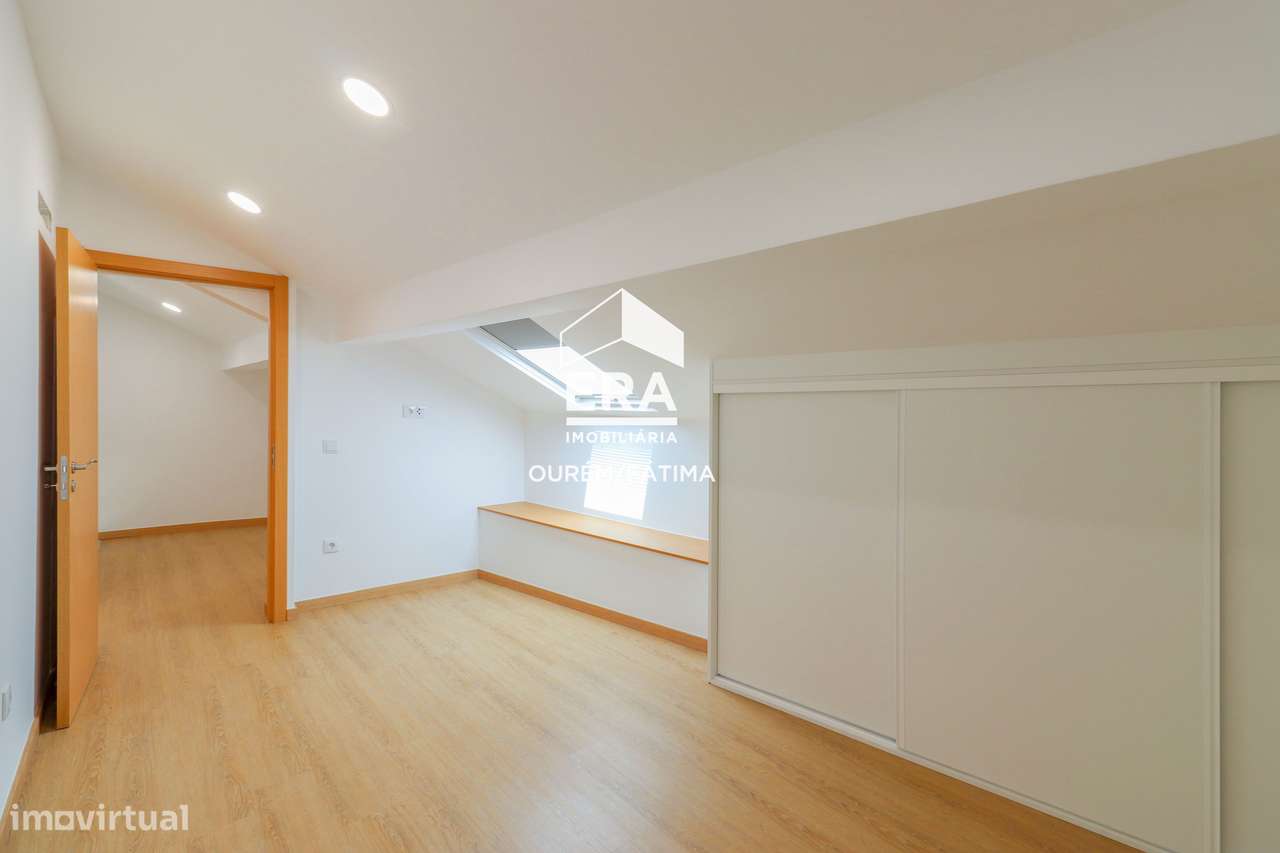 Moradia T3, totalmente renovada-19
