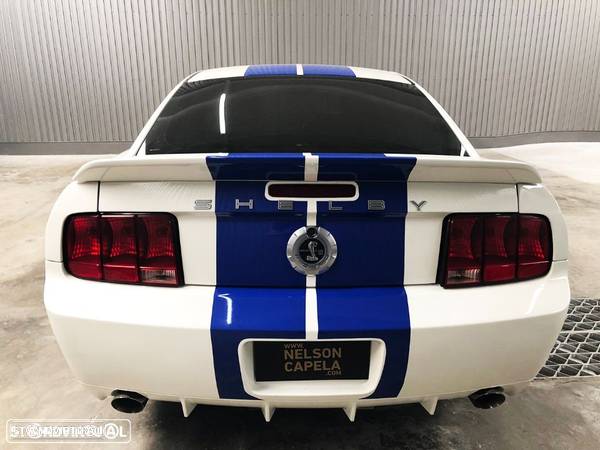 Ford Mustang Shelby GT500 V8 5.4
Supercharged - 6