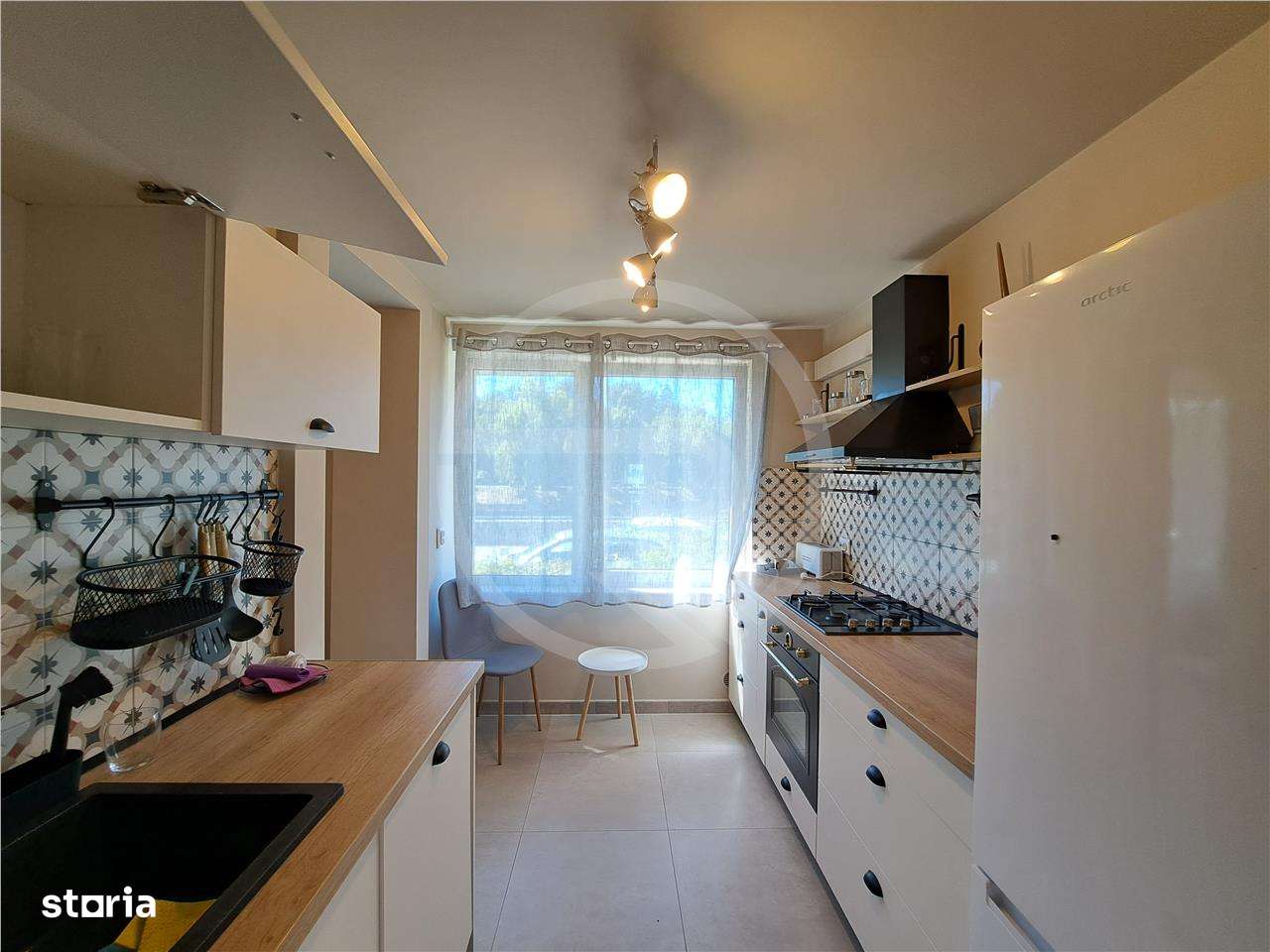 Apartament cu 4 camere, 100 mp utili, situat in zona Centrala! - Imagine principală: 4/12