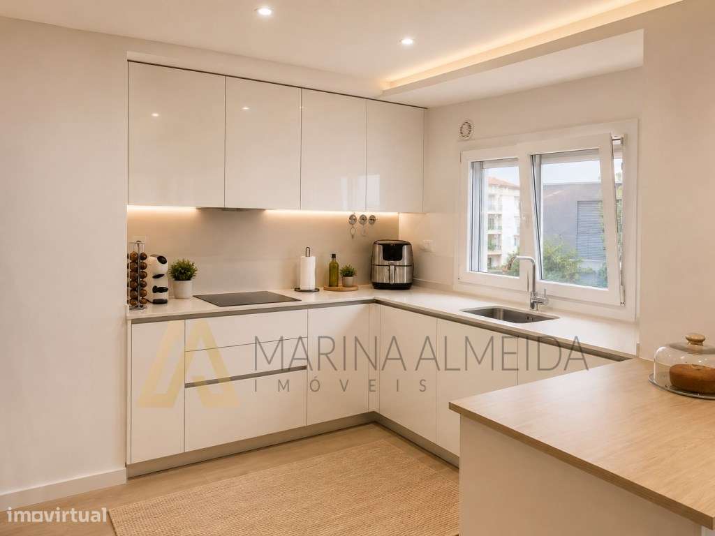 Apartamento T3 ( 4 assoalhadas), Semi- Novo com 2 varandas e arrend...-9
