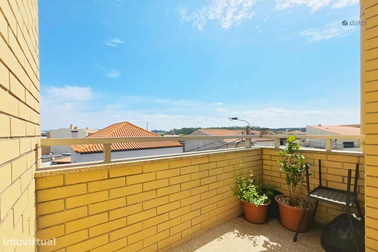 Apartamento T3 em Lavra | Condomínio Fechado | 2.º e último andar-9