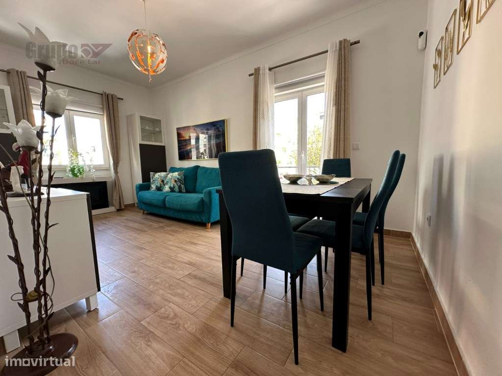 Excelente Apartamento T4 no Barreiro - Conforto e Modernidade-8