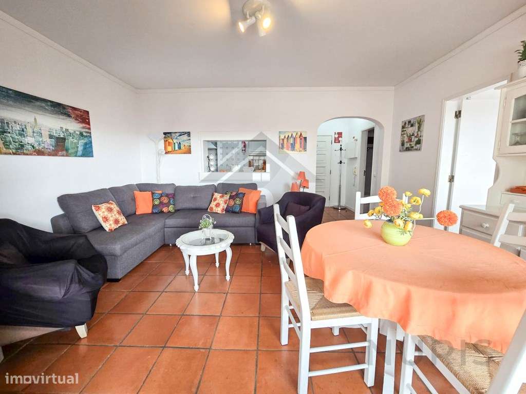 Apartamento T1 para Arrendamento Anual na Praia da Rocha - Grande imagem: 2/15