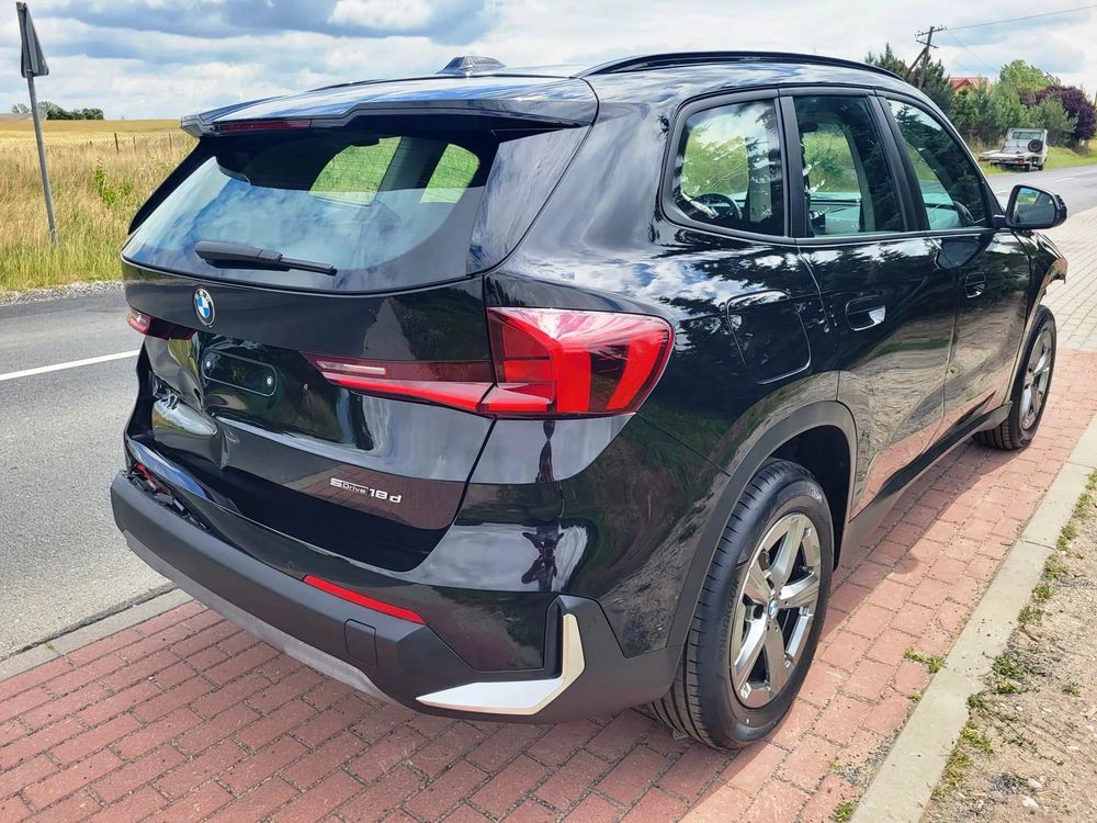 BMW X1 U11 (2022-) ver-sdrive18d-sport 2024