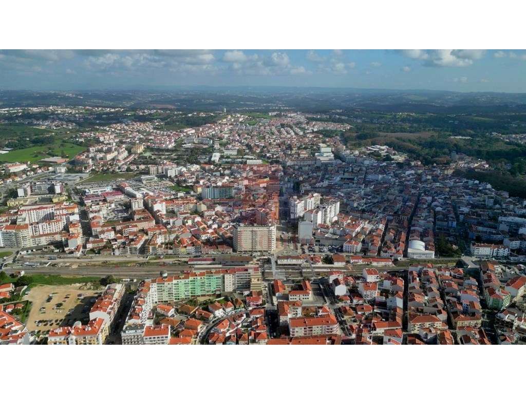 Apartamento T2 em Caldas da Rainha-29