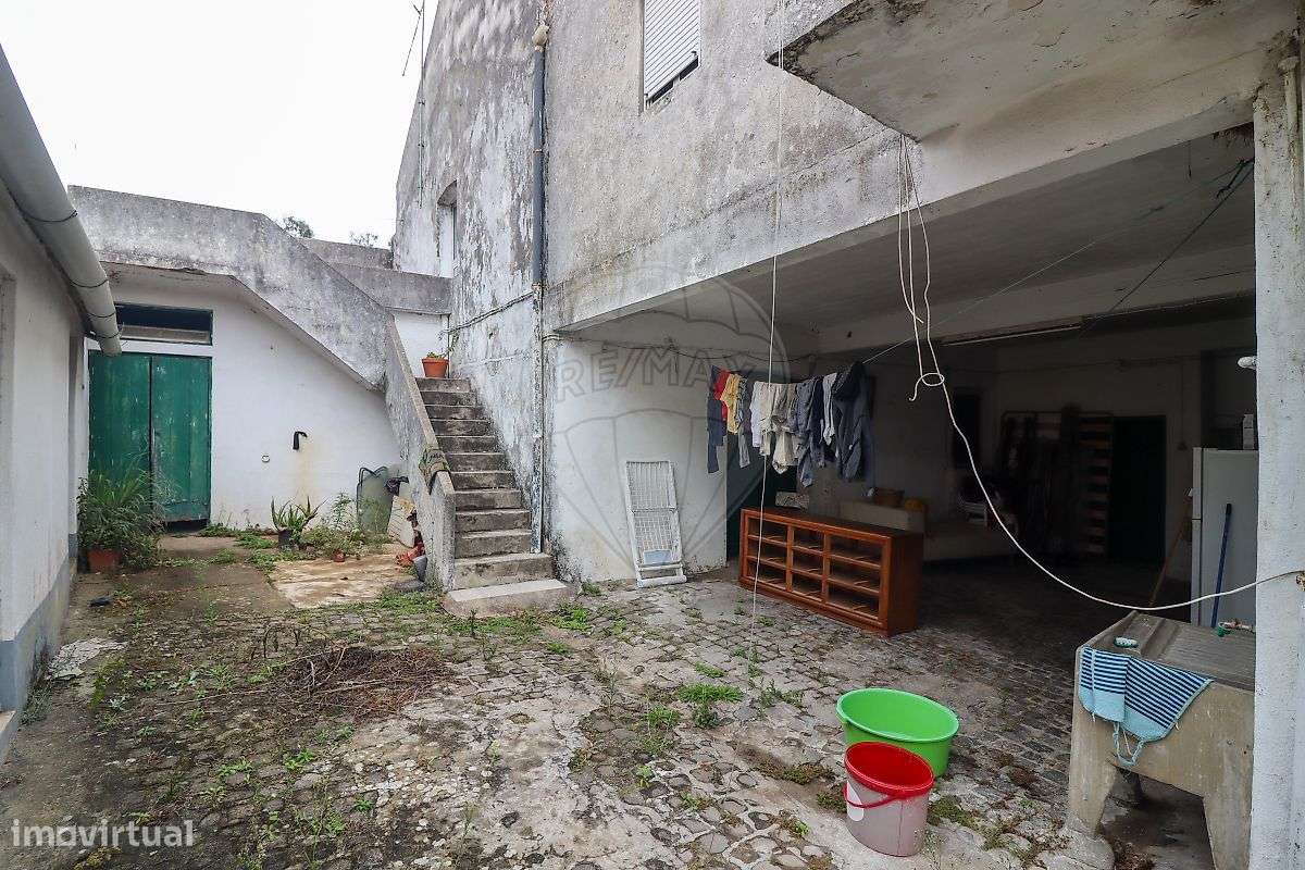 Prédio  para venda - Grande imagem: 2/16