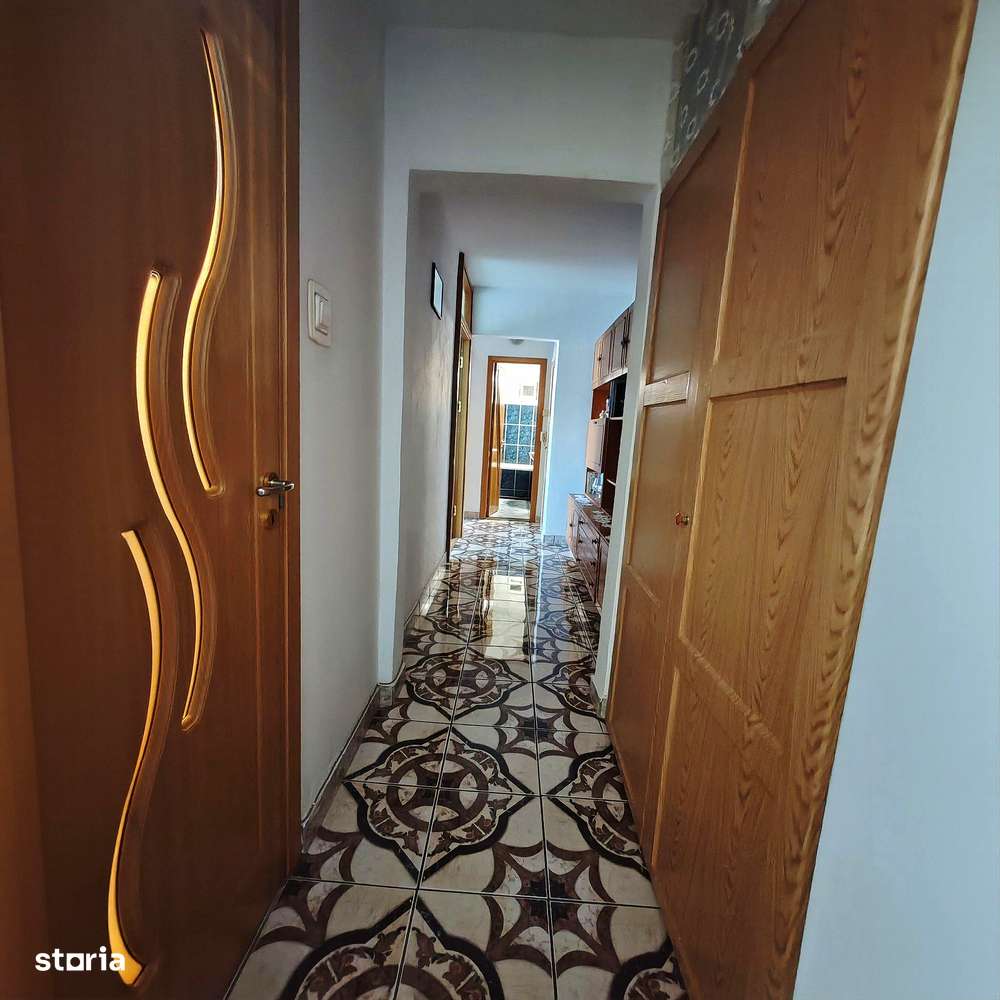 Apartament 3 camere Gavana 3, etaj 2, fond 1985, decomandat-3