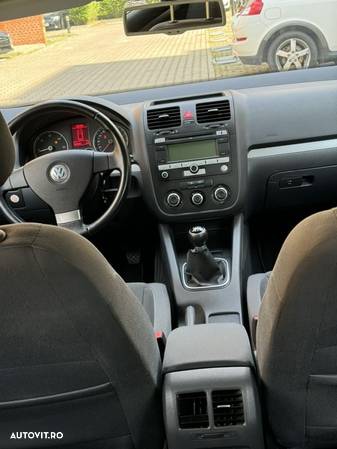 Volkswagen Golf 1.9 TDI BlueMotion Comfortline - 7