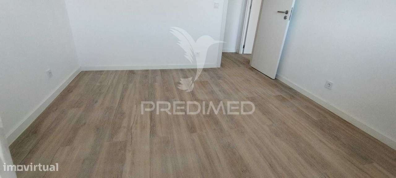 Apartamento T1+1 Remodelado em São João da Talha - Grande imagem: 5/15