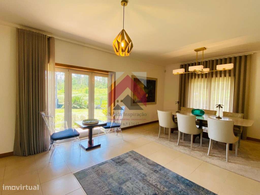 Moradia T6 Isolada na Palhaça-13