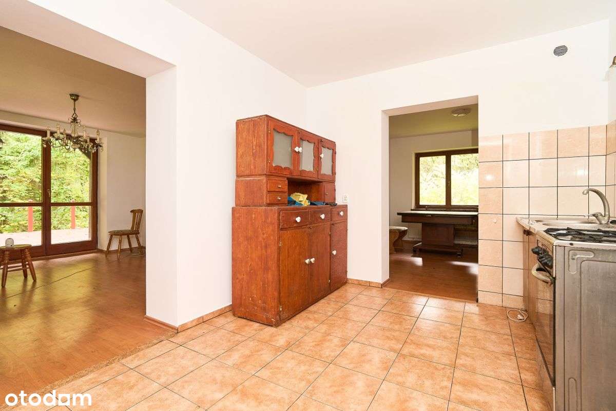 Dom jednorodzinny 202m, 6 pokoi z dużym tarasem.-16