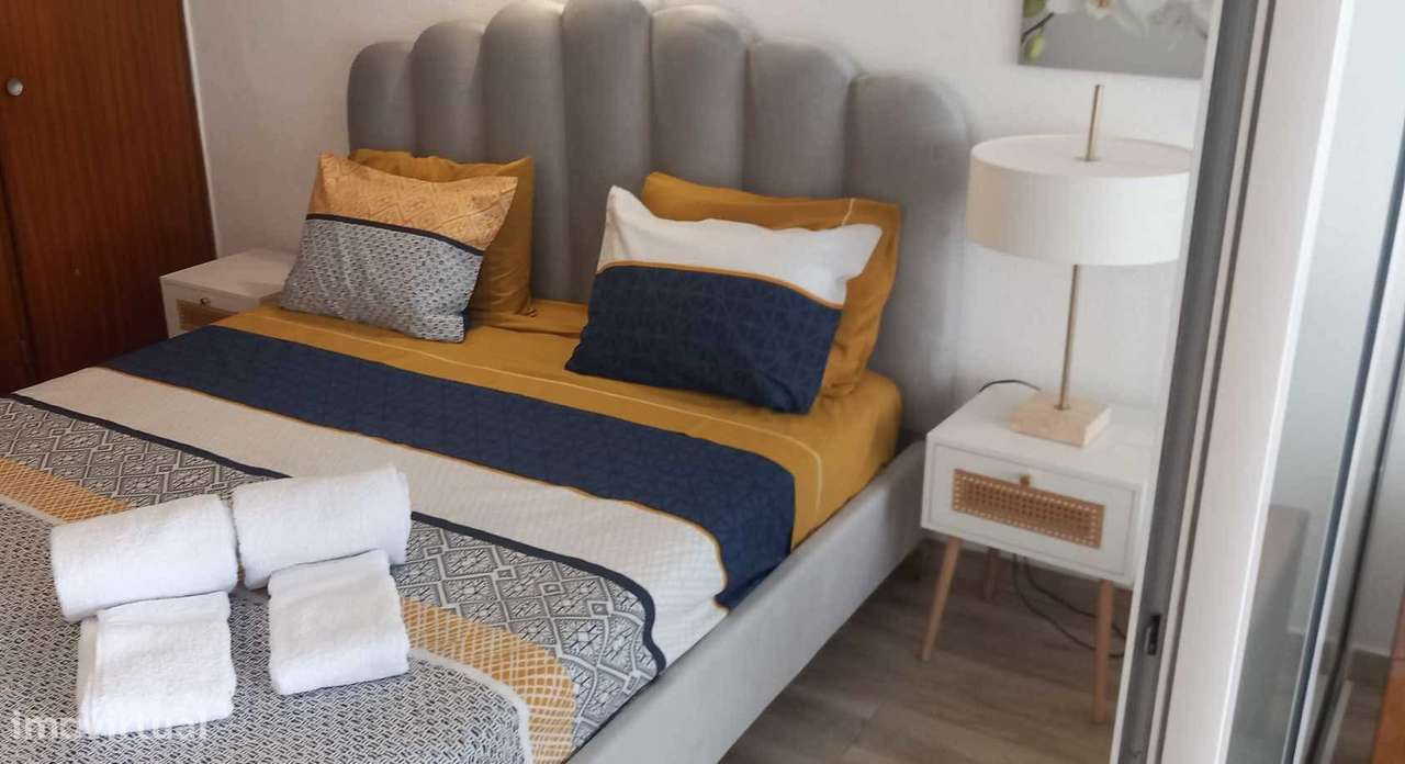 Apartamento T1 em frente ao mar em condomínio com piscina - Grande imagem: 4/5