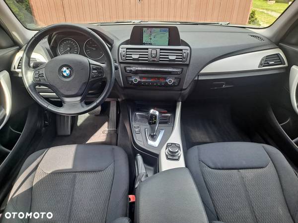 BMW Seria 1 116d Sport Line - 12