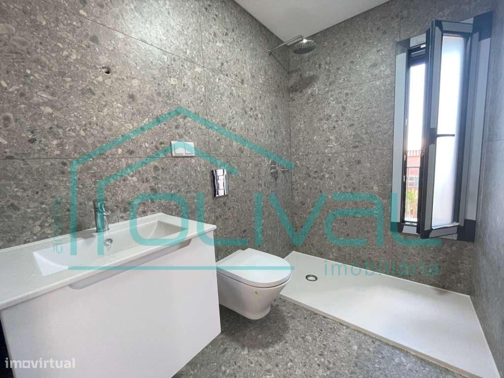 Agradável Moradia T4 A 20 minutos de Lisboa-25