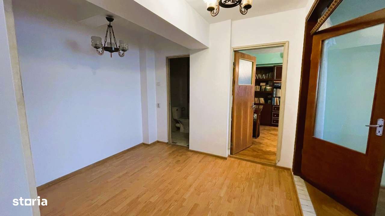 De Vanzare apartament cu 3 camere dec. in Galati, Piata Ancora - Imagine principală: 4/11