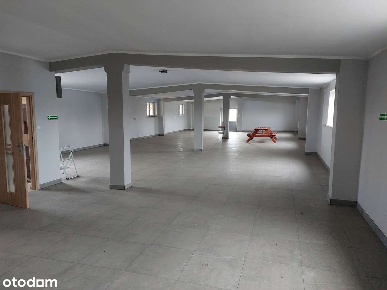 Hala w Ostrowite - Pełny obrazek: 3/12