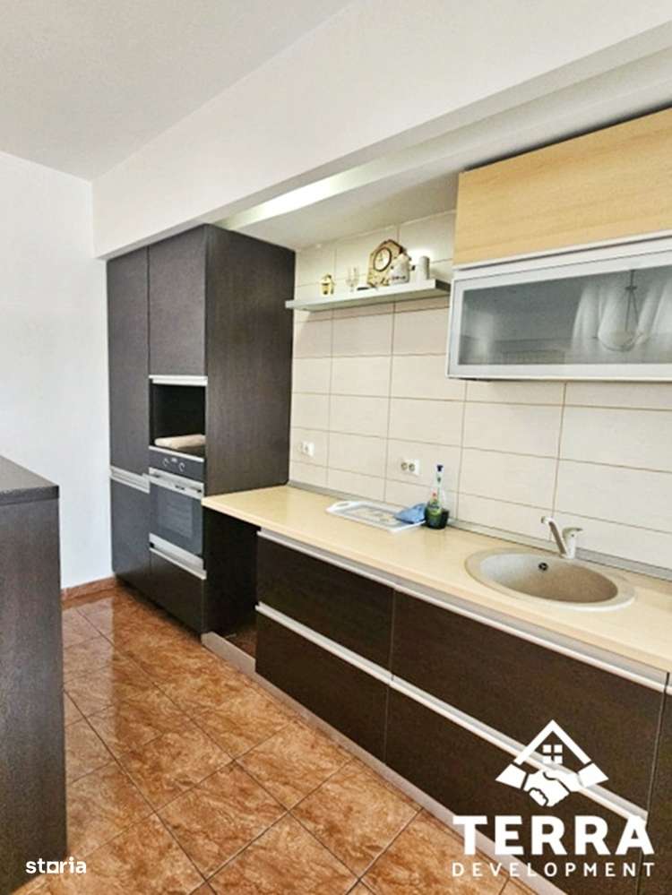 Pret promotional! Apartament spatios, cu garaj  – Faleza Nord-3