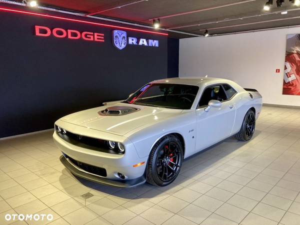 Dodge Challenger 5.7 R/T - 15