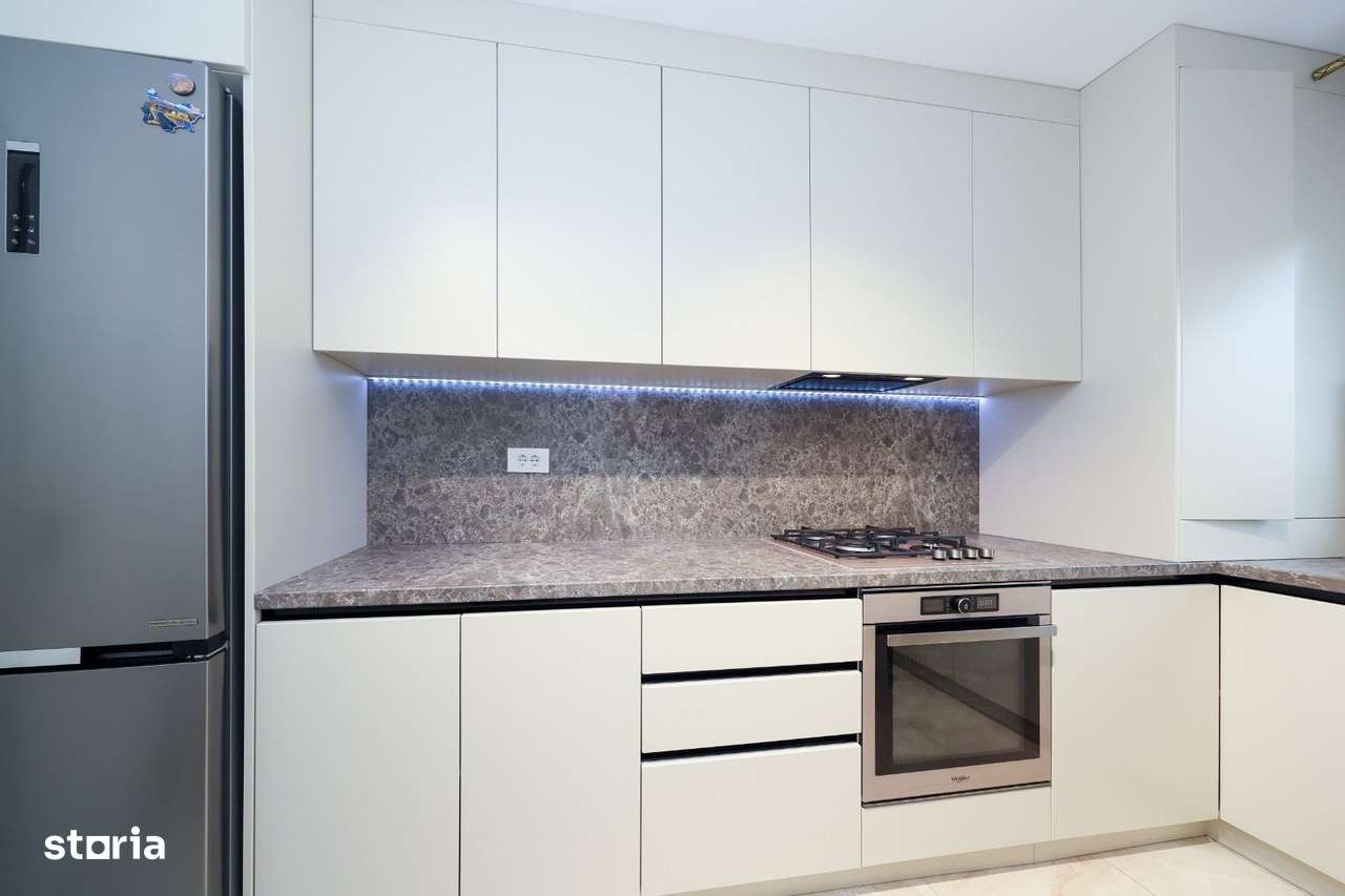 Apartament de vânzare cartier Tractorul-7