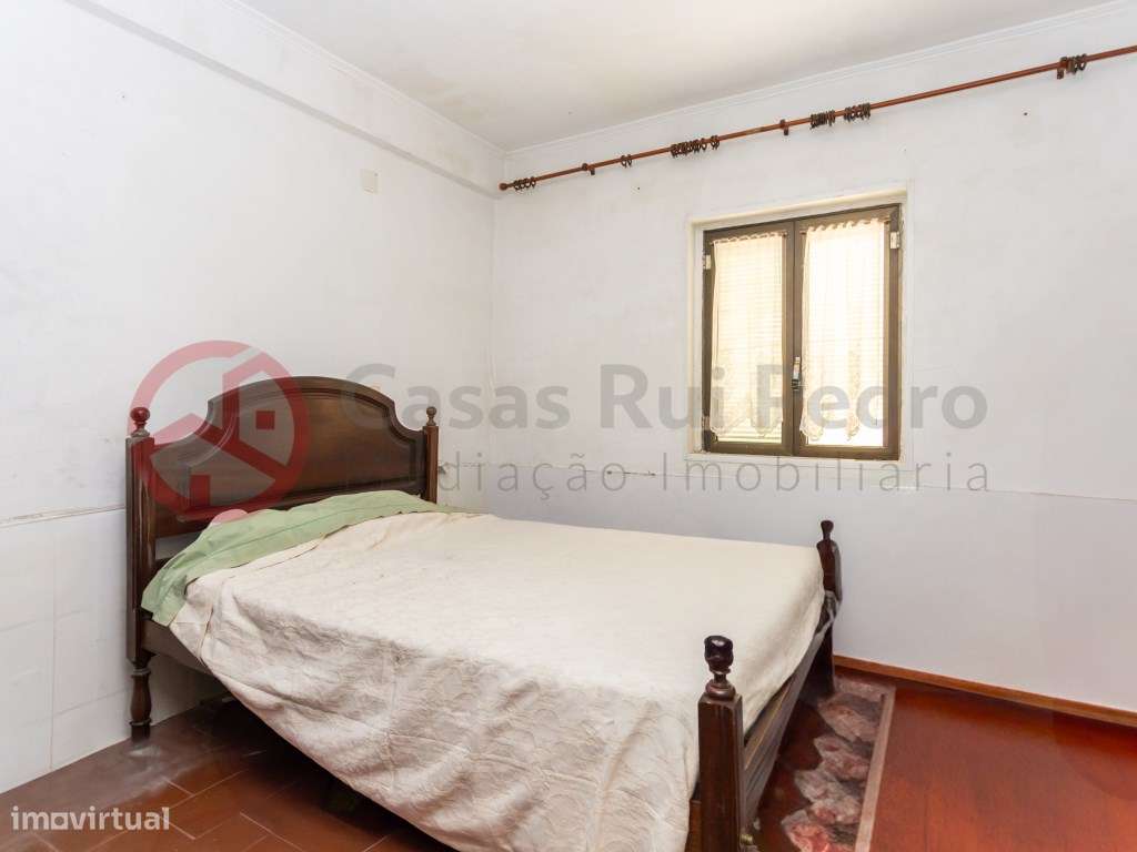 Terreno com Benfeitoria em Aldeia de Oleiros, Azeitão - Grande imagem: 4/19