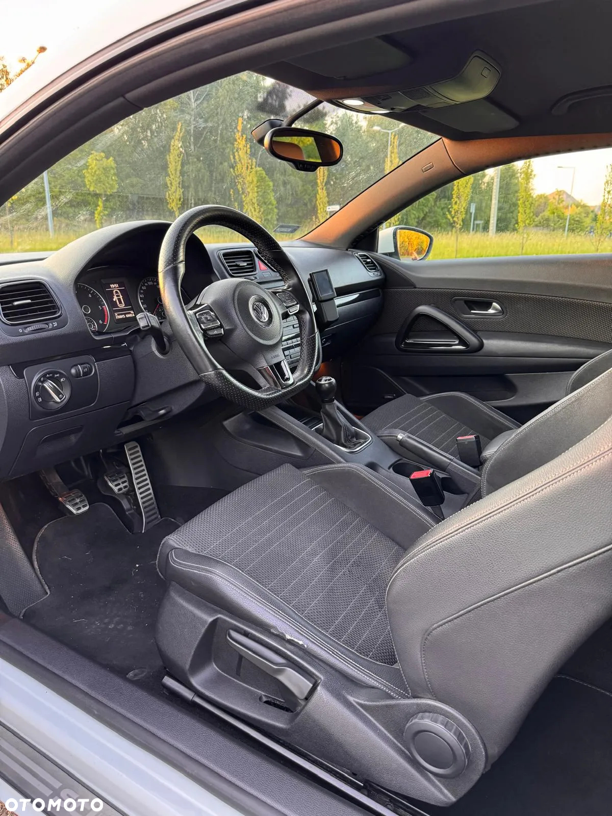 Volkswagen Scirocco 2.0 TDI - 11