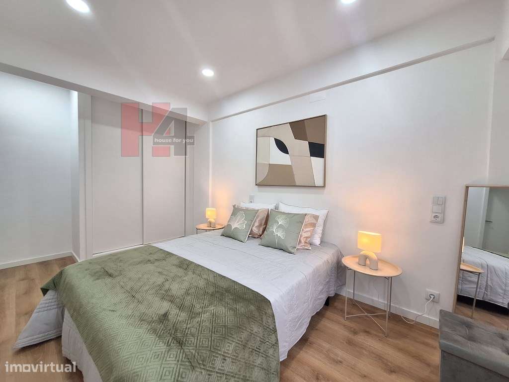 Apartamento T3 totalmente remodelado em Benfica-34