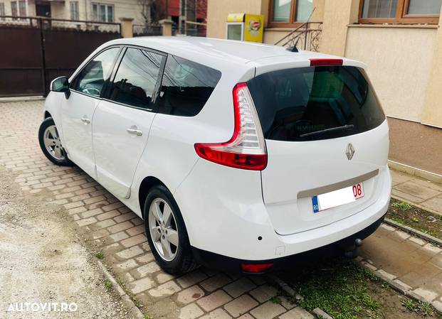 Renault Scenic - 2