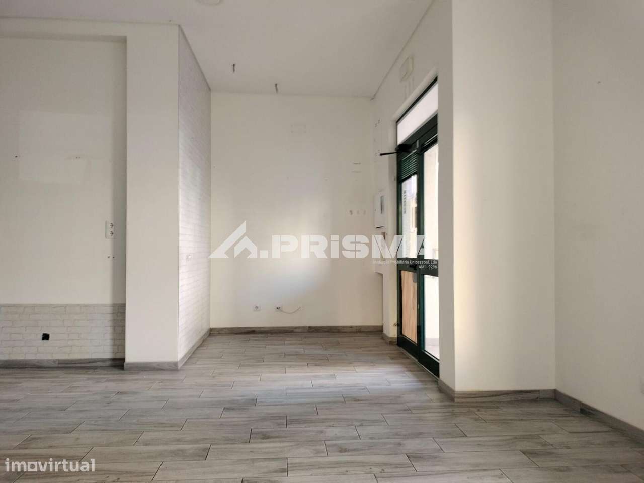 Loja com Boa Apresentação e Excelente Localização - Grande imagem: 4/11