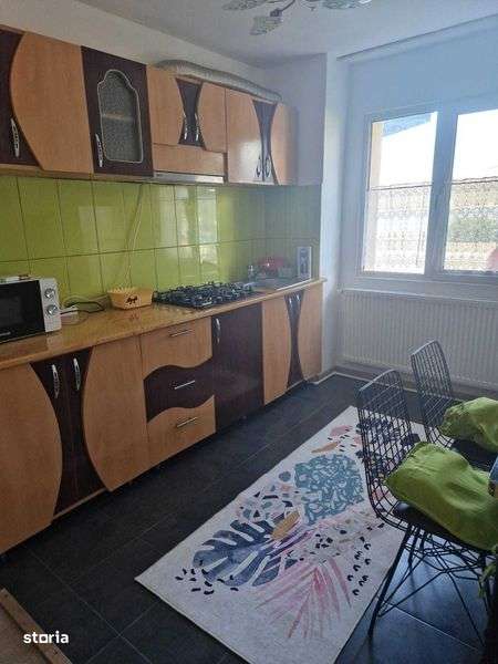 Inchiriez apartament - Imagine principală: 4/6