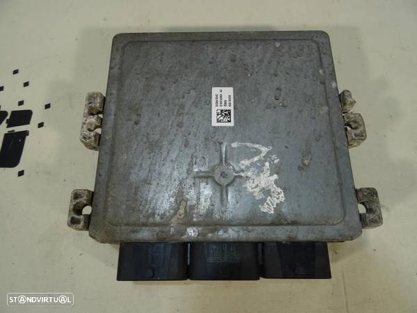 Centralina De Motor Ford Focus Iii  Bv6112a650nk / S180133036 C / 4Ppk - 4