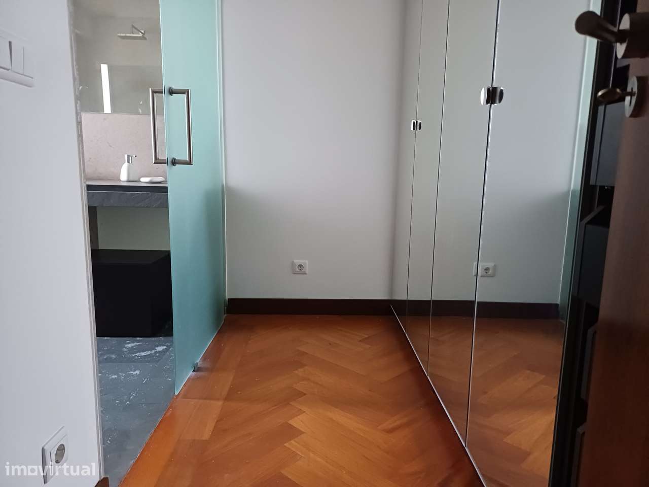 Prédio p Familia com Jardim jtº Praça Espanha e São D.Benfica-25