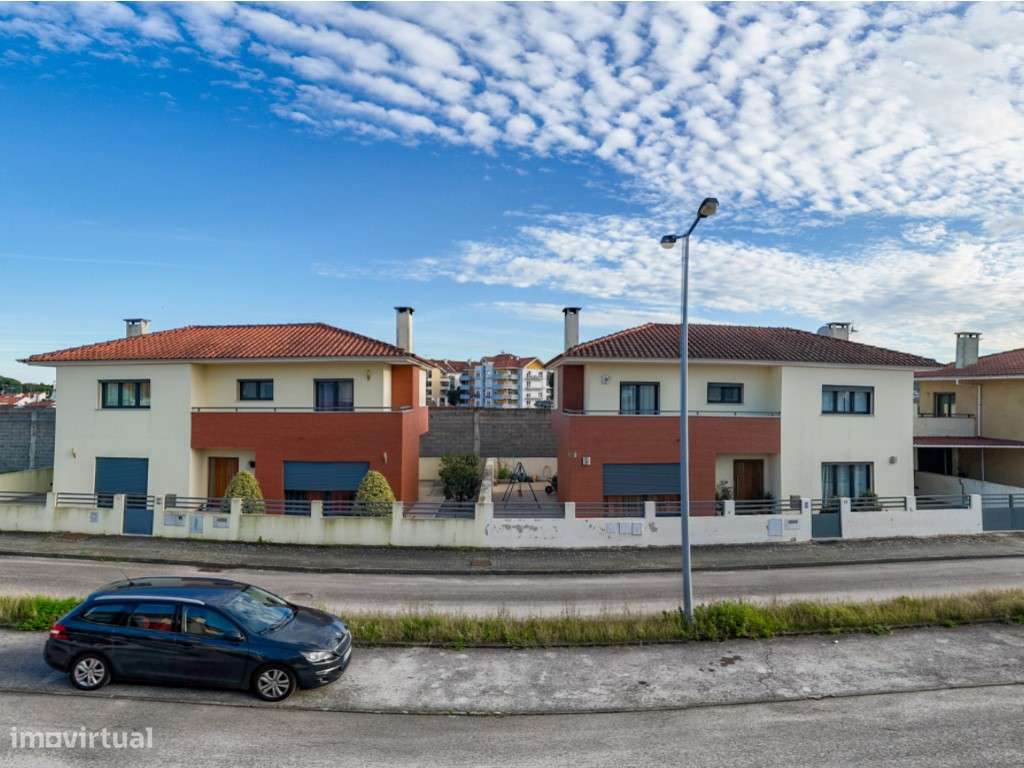 Moradia tipologia T4-23