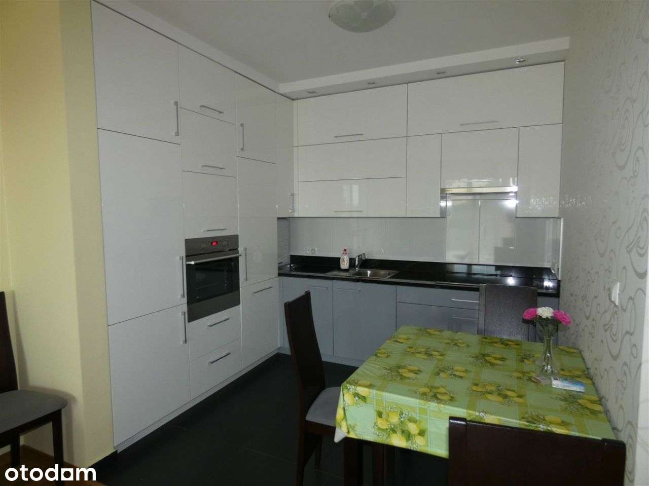 Duże dwupokojowe z miejscem w garażem podziemnym - Pełny obrazek: 4/16