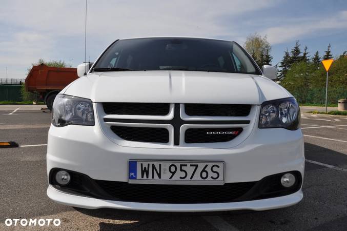 Dodge Grand Caravan 3.6 R/T - 2