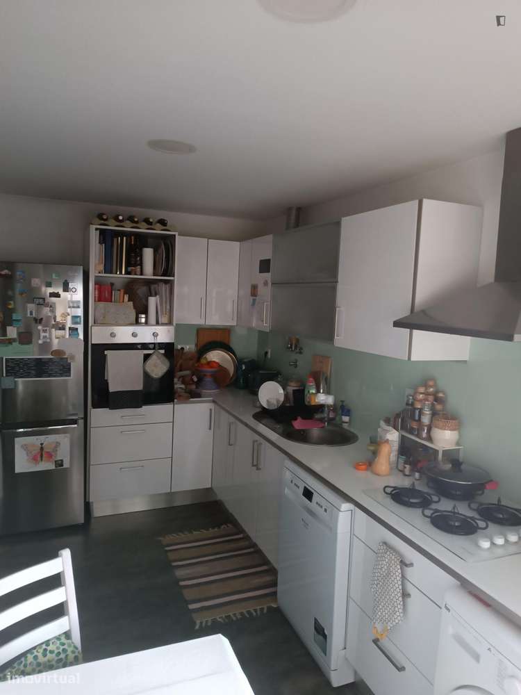 Quarto - localizado em Arroios Lisbon - Grande imagem: 4/9