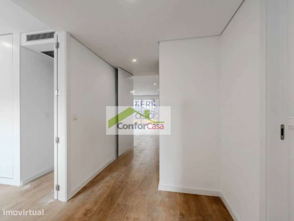 T3 com Ar Condicionado, varanda e L. garagem no Centro de Braga-5
