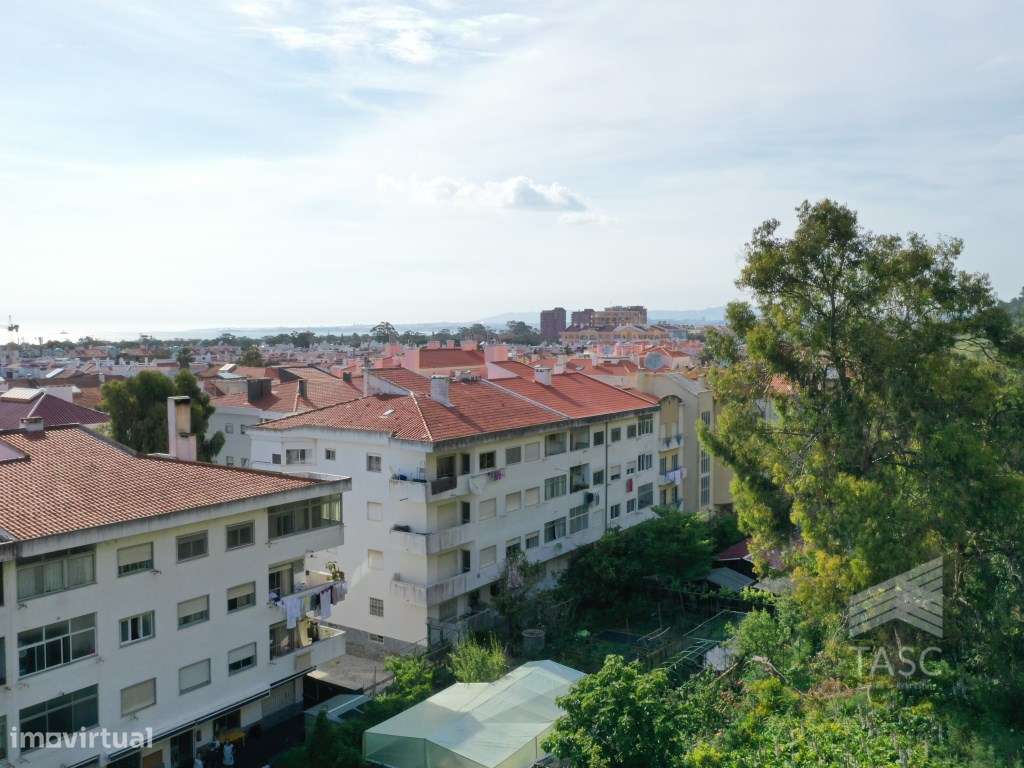 Lote para Prédio de apartamentos na Caparica - Grande imagem: 5/9