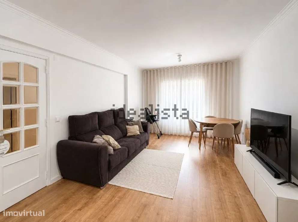 Apartamento T3 à venda em Santa Marta do Pinhal, Corroios-4