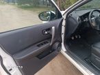 Nissan Qashqai 2.0 dCi 4 x 4 DPF tekna - 19