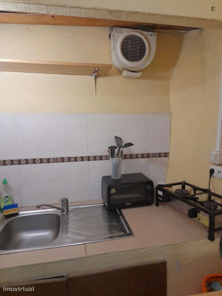 Estúdio - localizado em Coimbra - Grande imagem: 4/10