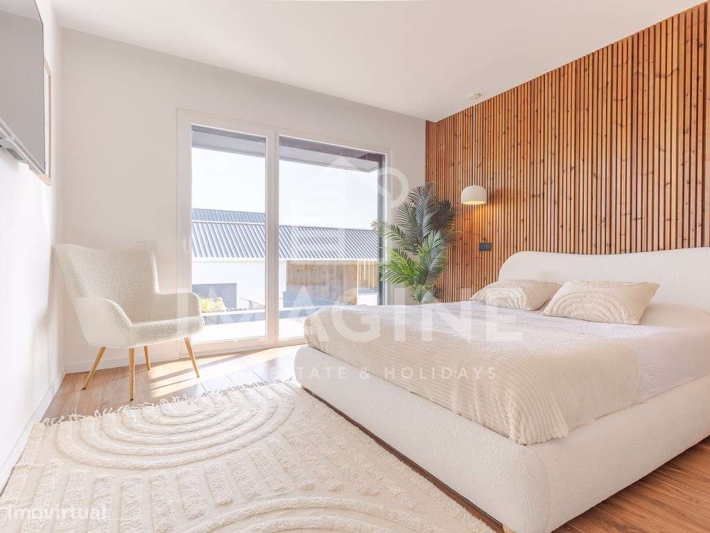 Moradia V2, de Arquitetura Moderna com Piscina e jardim - Urbanizaç...-44