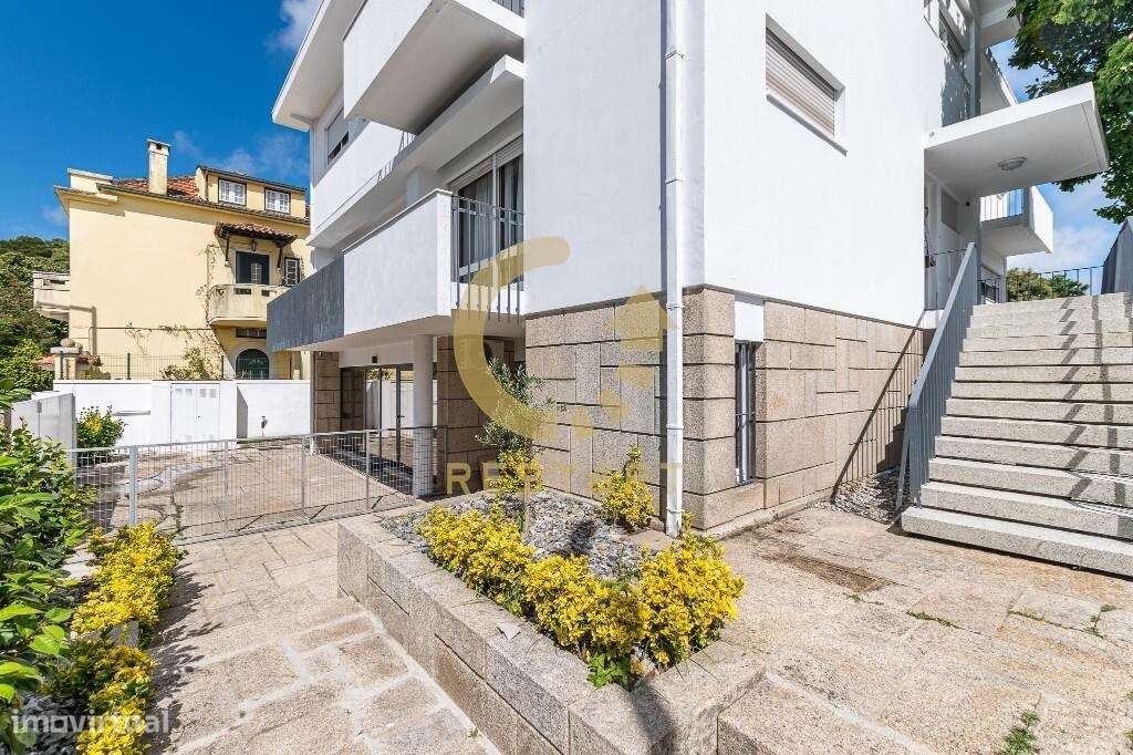 Moradia T11 Remodelada – Venda com Rendimento Garantido – Santa Luzia, - Grande imagem: 3/60