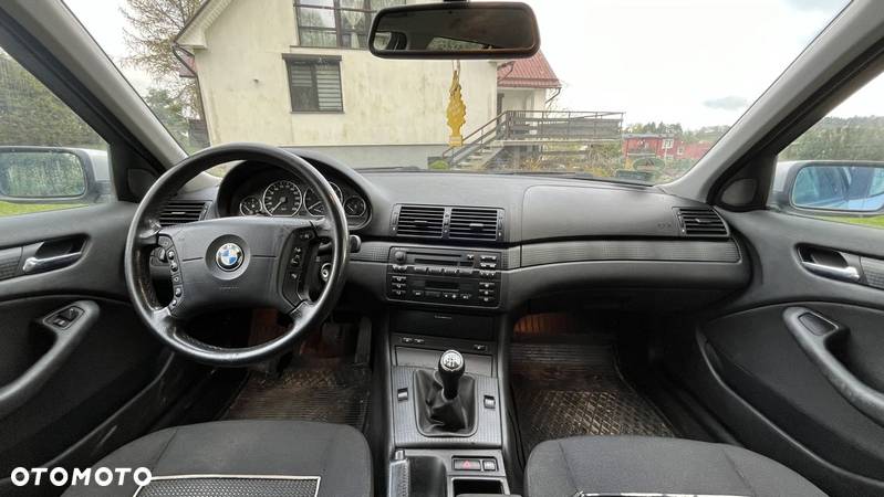 BMW Seria 3 316i - 11