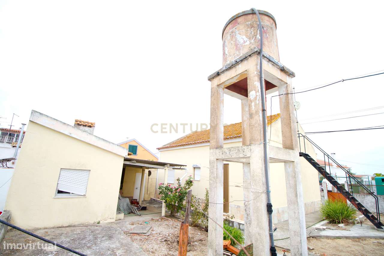 Moradia T2 para Remodelação nas Pontes-36