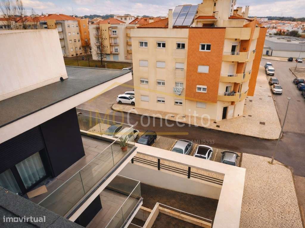 Apartamento T2 como Novo | TERRAÇO COM CHURRASQUEIRA - GARAGEM | Ex...-27