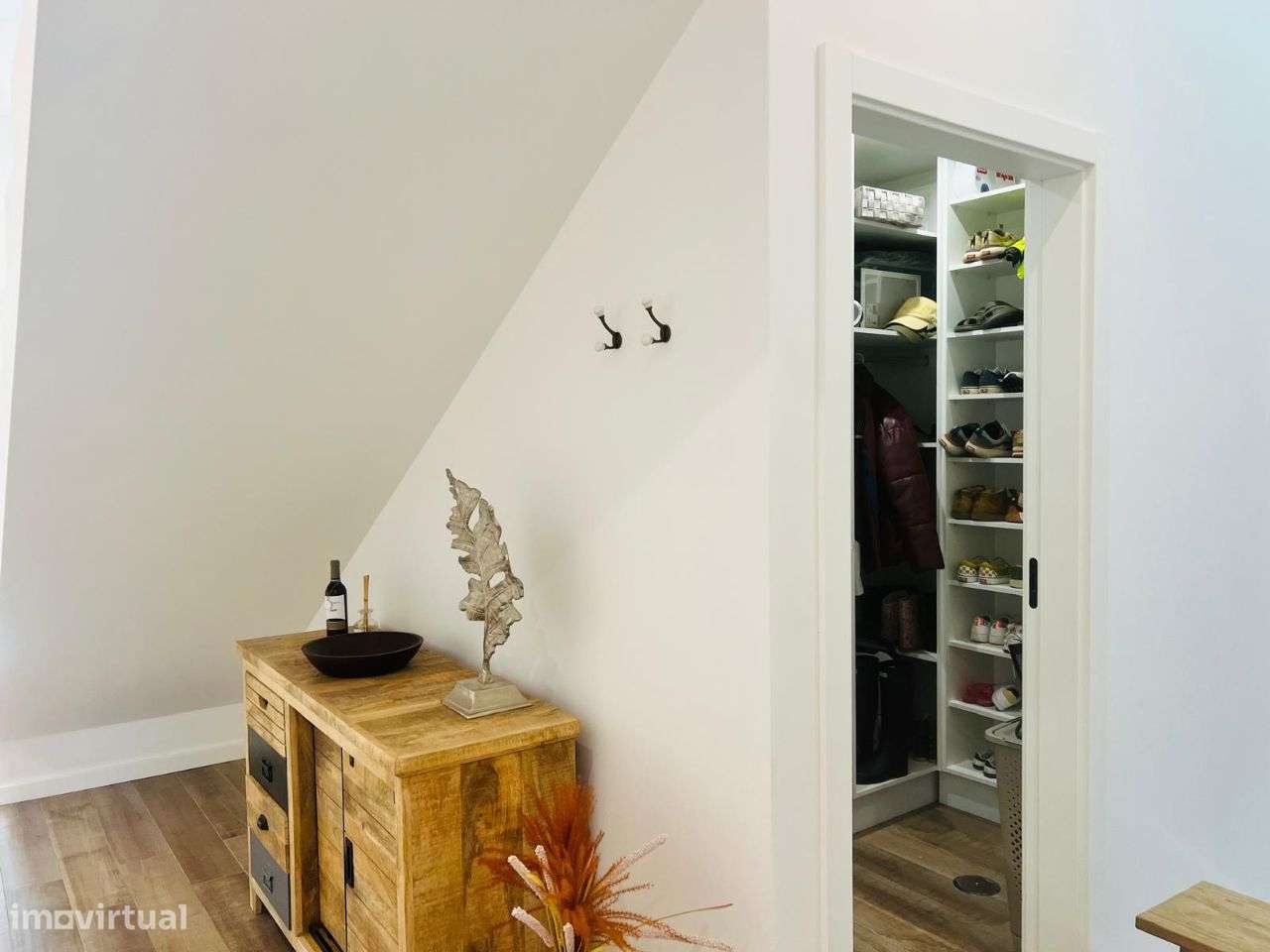 Moradia T4 com garagem baixa de Faro-50