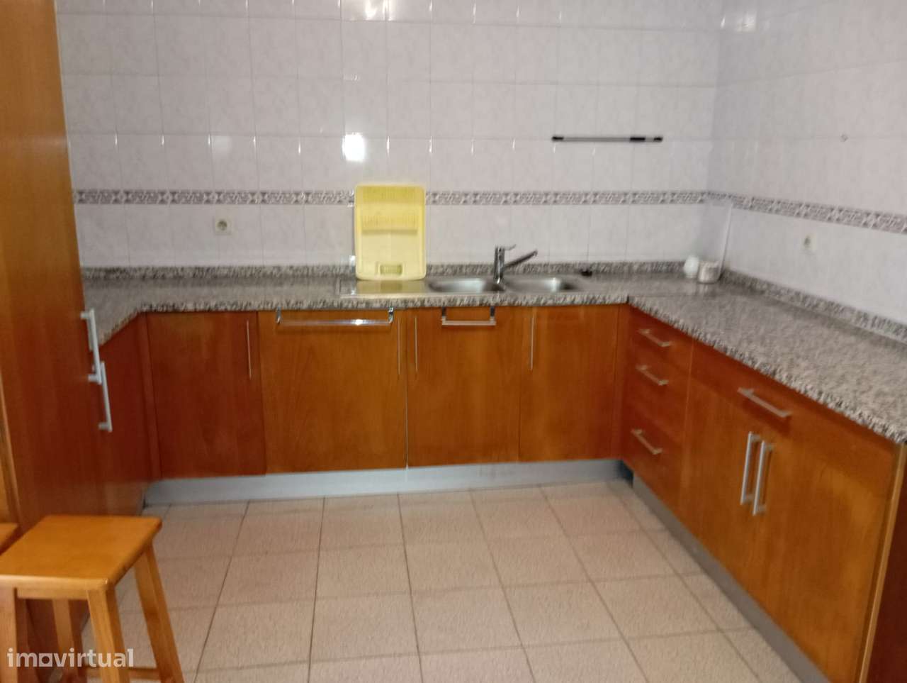 moradia T1 equipadissima - pronta viver com despesas - Grande imagem: 4/21