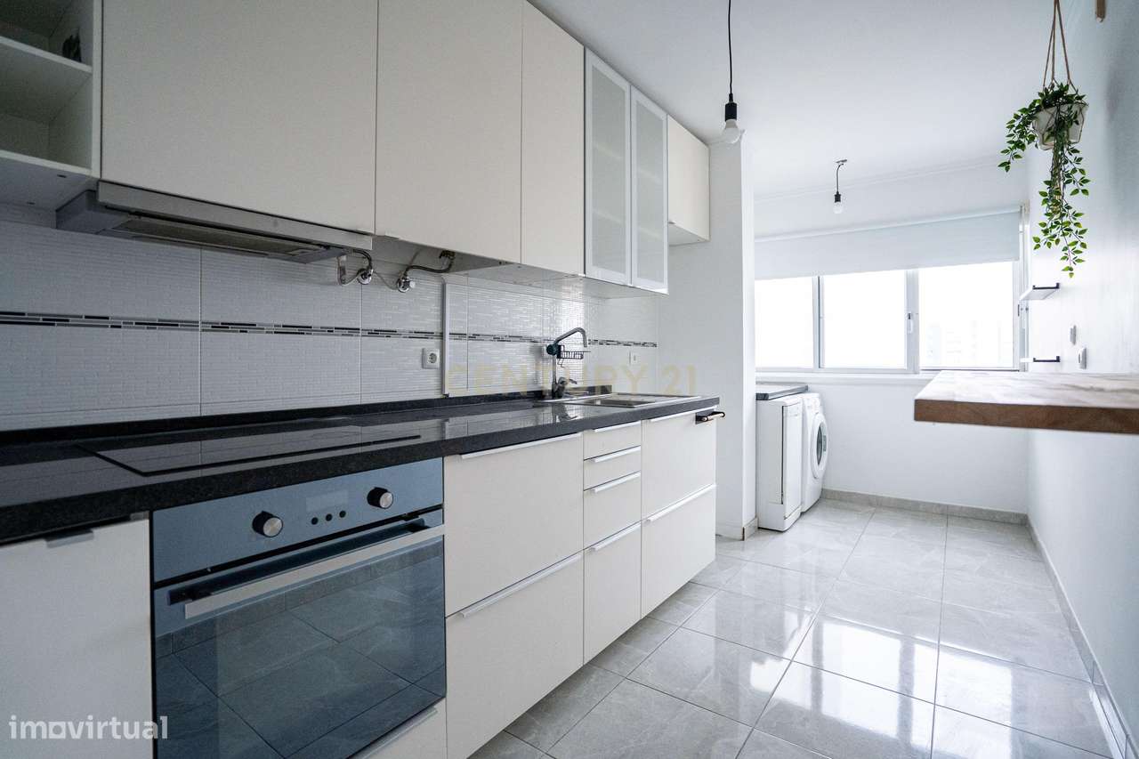 T2 Torres da Bela Vista, Santo António dos Cavaleiros - Grande imagem: 2/28