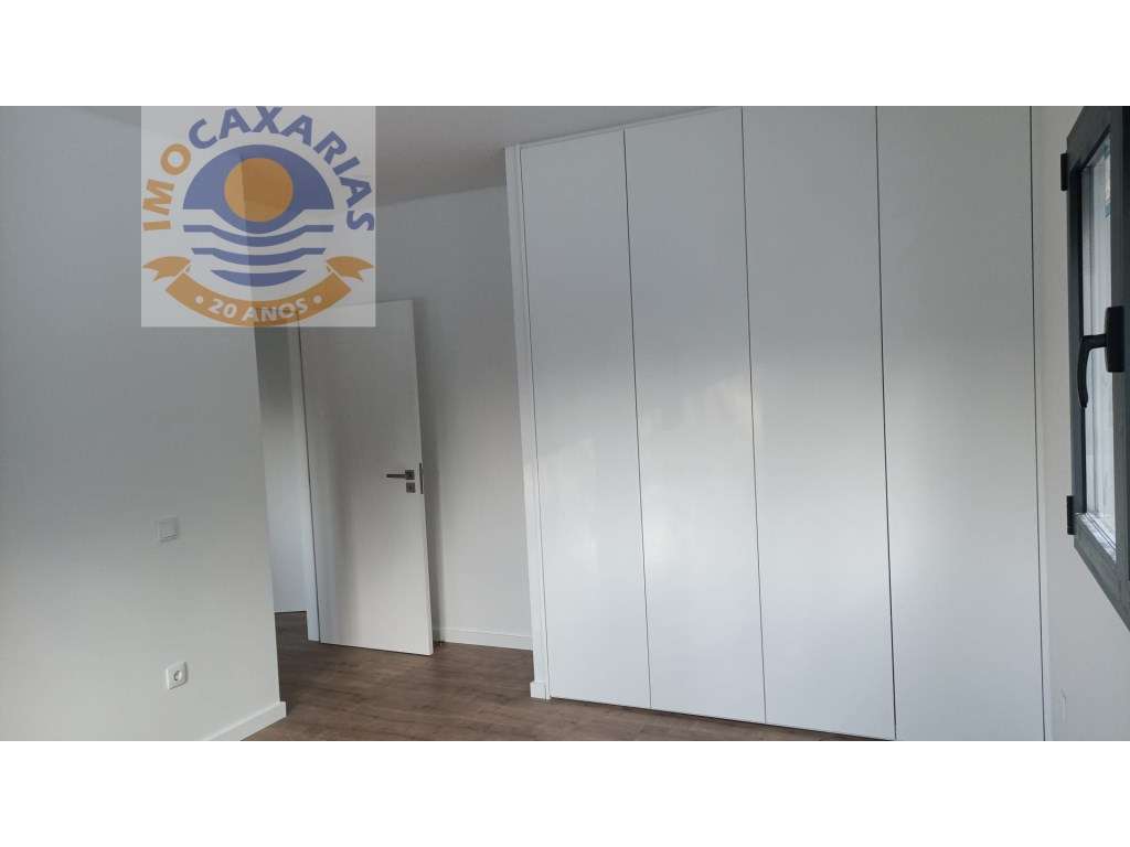 Moradia Nova T3: Design Moderno, Conforto e Eficiência - Grande imagem: 4/8